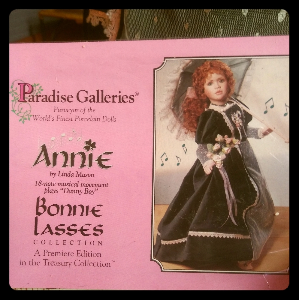 Musical Doll Paradise Galleries